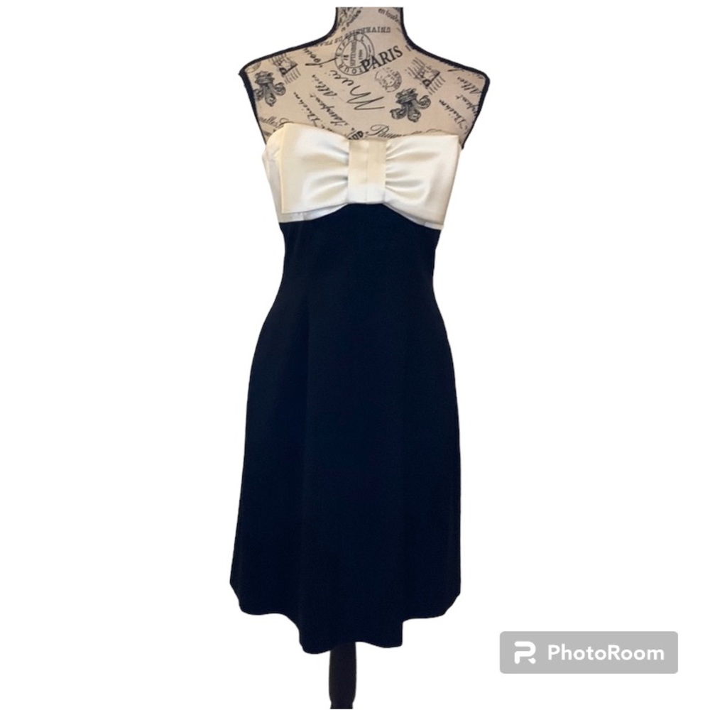 White House Black Market Tuxedo bowtie strapless black & white dress size 4 WHBM